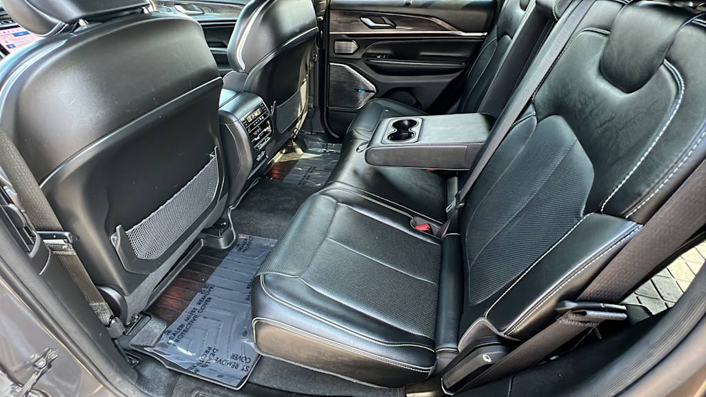 Thumbnail: 2024 Jeep Grand Cherokee - 13