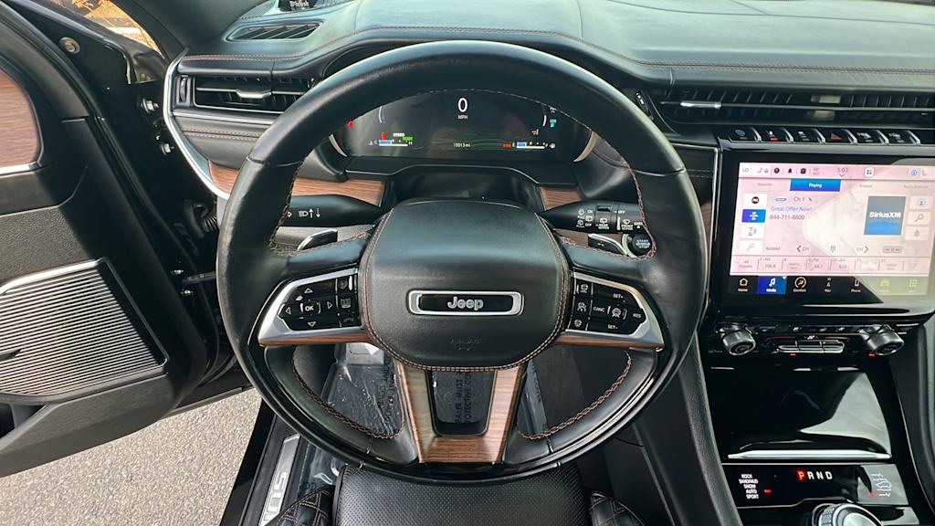 Thumbnail: 2022 Jeep Grand Cherokee - 9