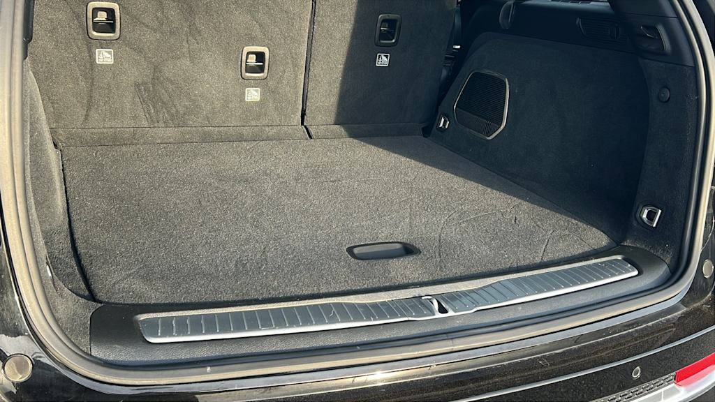 Thumbnail: 2022 Jeep Grand Cherokee - 28