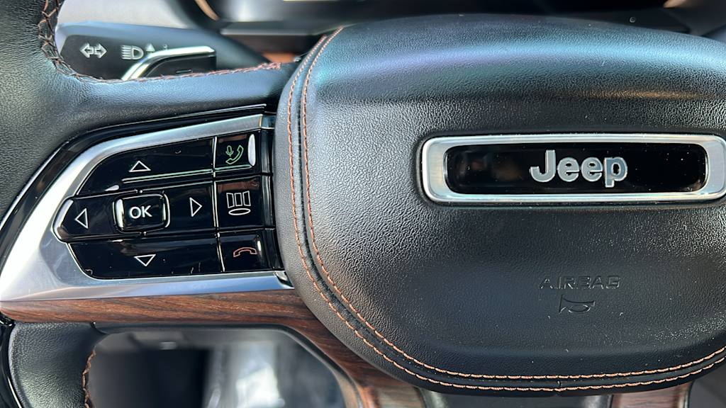 Thumbnail: 2023 Jeep Grand Cherokee - 23