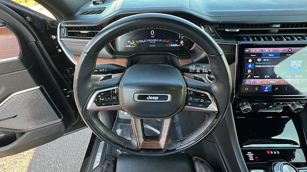 Thumbnail: 2023 Jeep Grand Cherokee - 8
