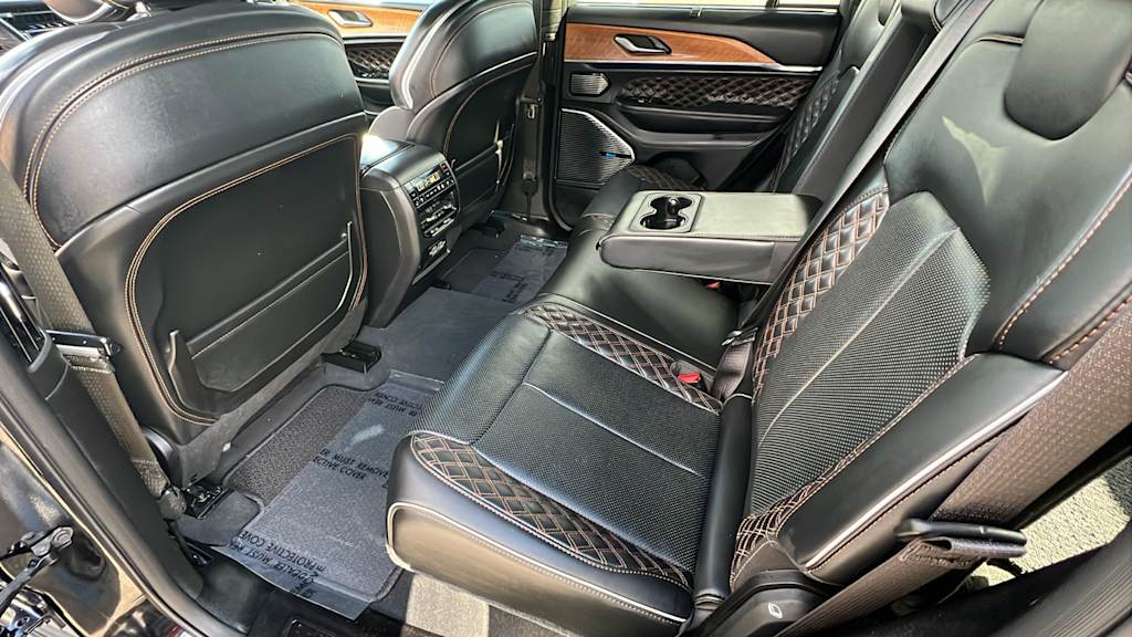 Thumbnail: 2023 Jeep Grand Cherokee - 28