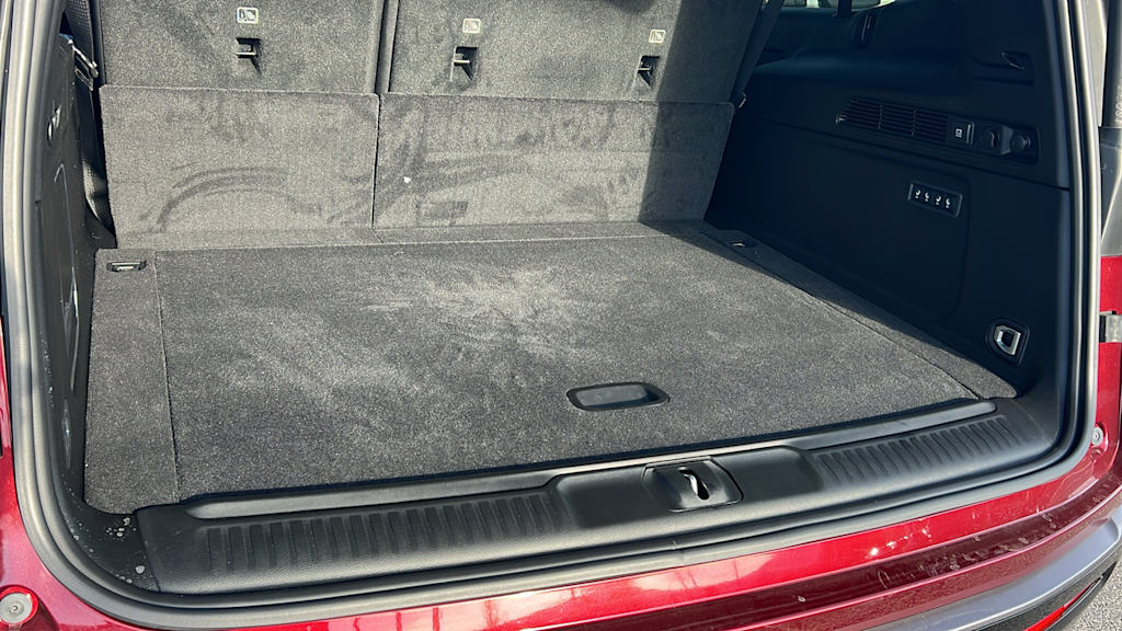 Thumbnail: 2026 Jeep Grand Wagoneer L - 29