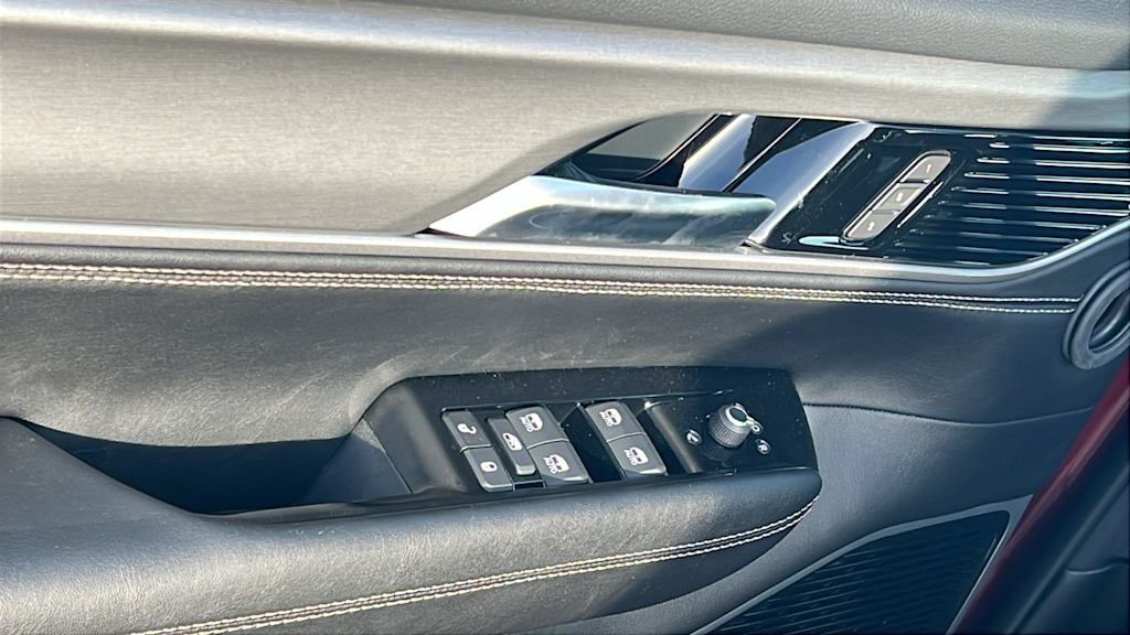 Thumbnail: 2026 Jeep Grand Wagoneer L - 26