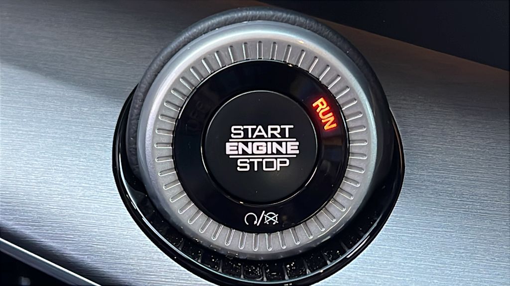 Thumbnail: 2026 Jeep Grand Wagoneer L - 24