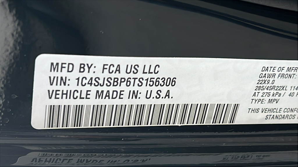 Thumbnail: 2026 Jeep Grand Wagoneer L - 17