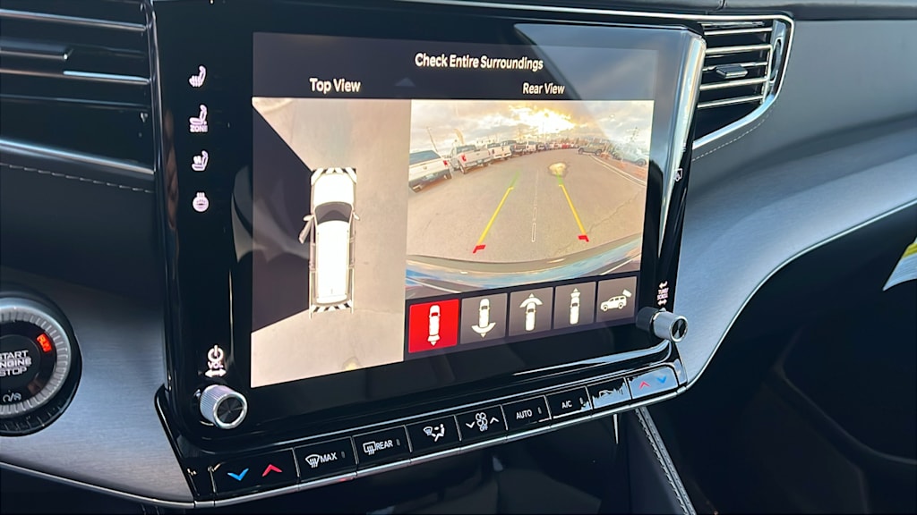 Thumbnail: 2026 Jeep Grand Wagoneer L - 23