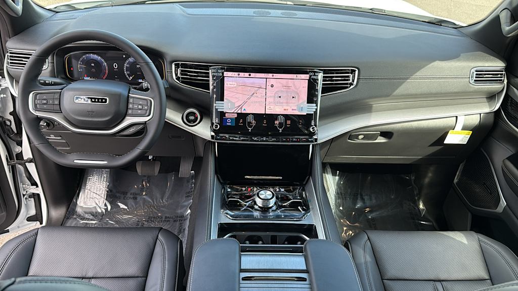 Thumbnail: 2025 Jeep Wagoneer - 13