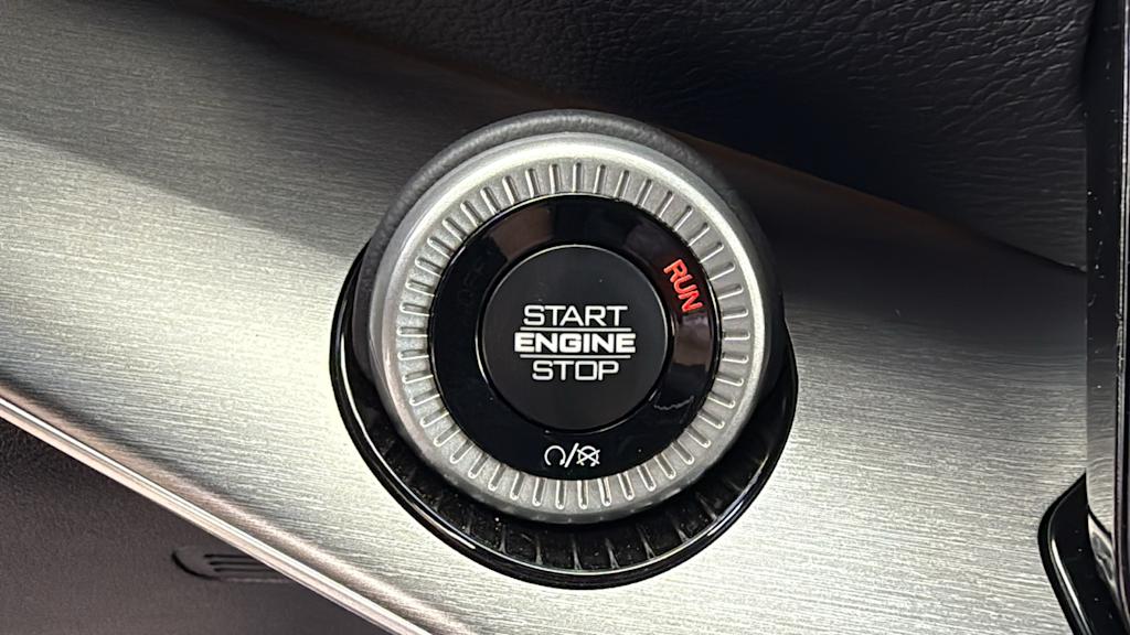 Thumbnail: 2025 Jeep Wagoneer - 24