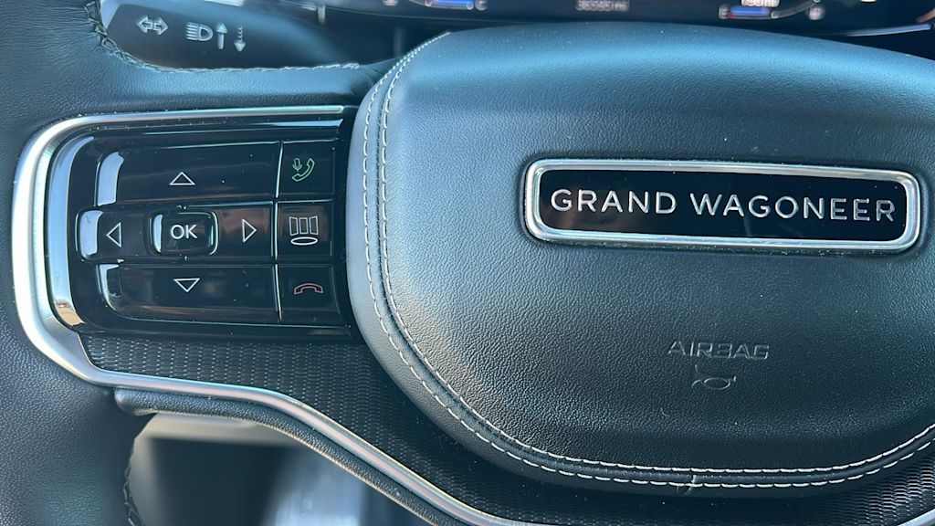 Thumbnail: 2024 Jeep Grand Wagoneer L - 24