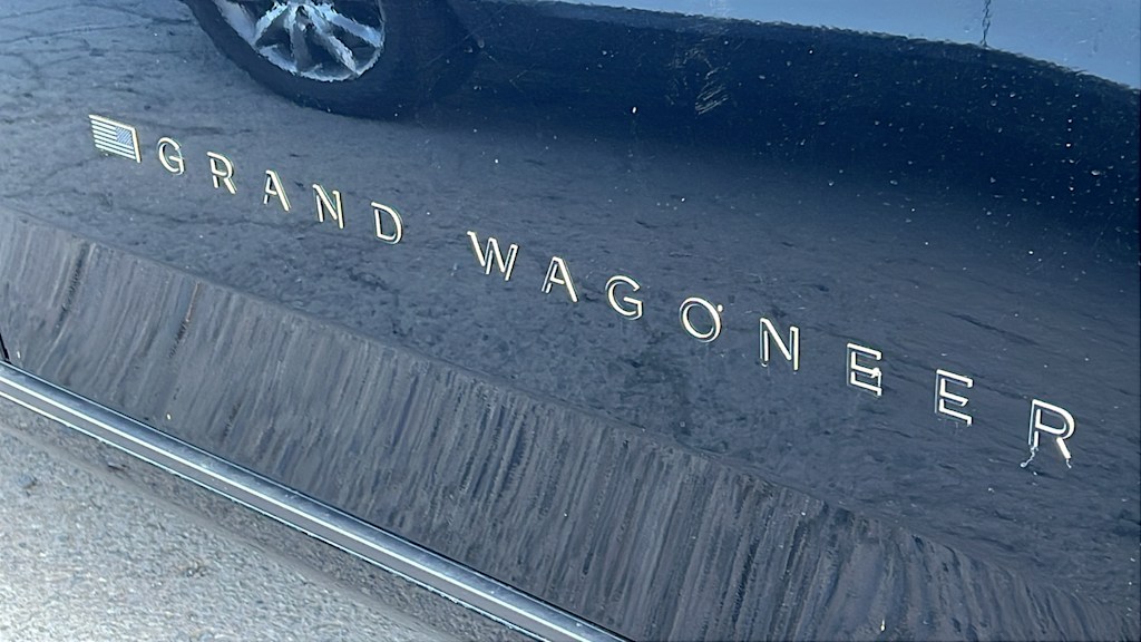 Thumbnail: 2026 Jeep Grand Wagoneer - 4