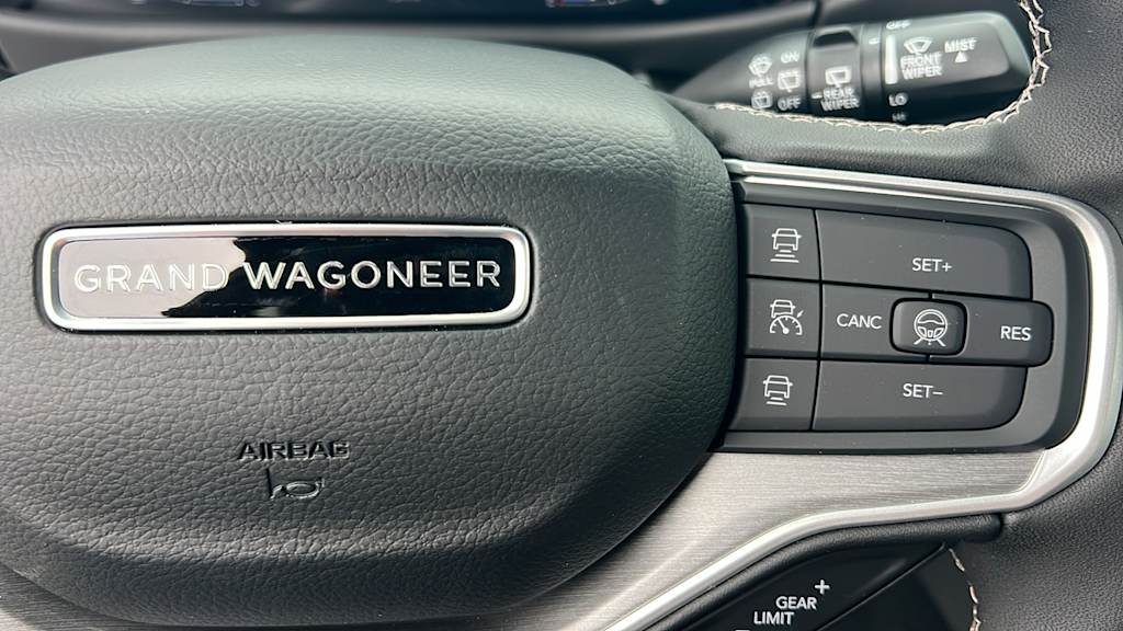 Thumbnail: 2026 Jeep Grand Wagoneer - 26