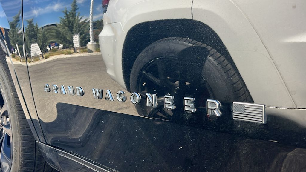 Thumbnail: 2024 Jeep Grand Wagoneer - 3