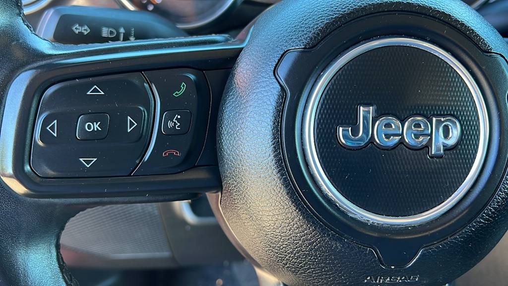Thumbnail: 2022 Jeep Gladiator - 25