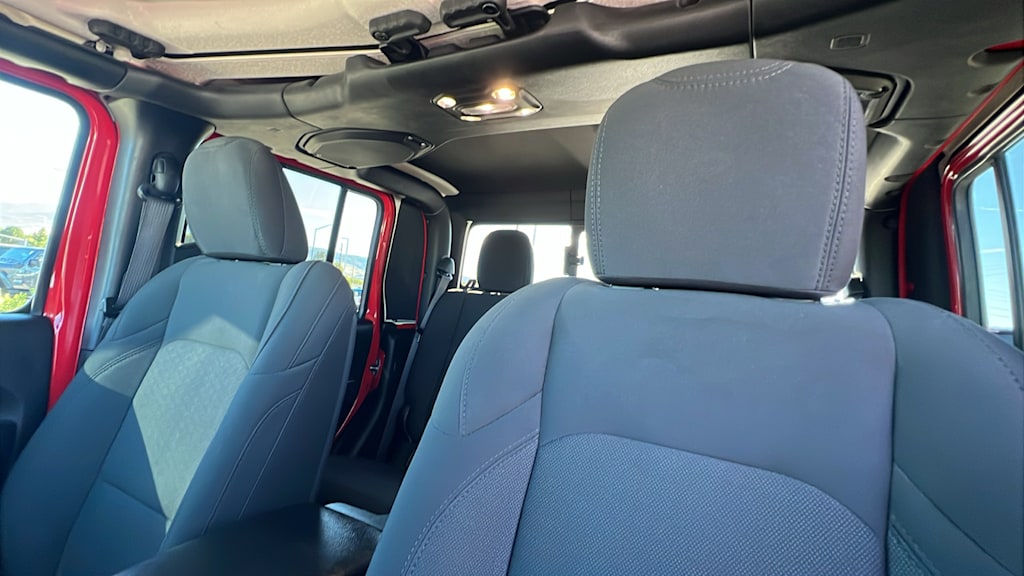 Thumbnail: 2022 Jeep Gladiator - 11