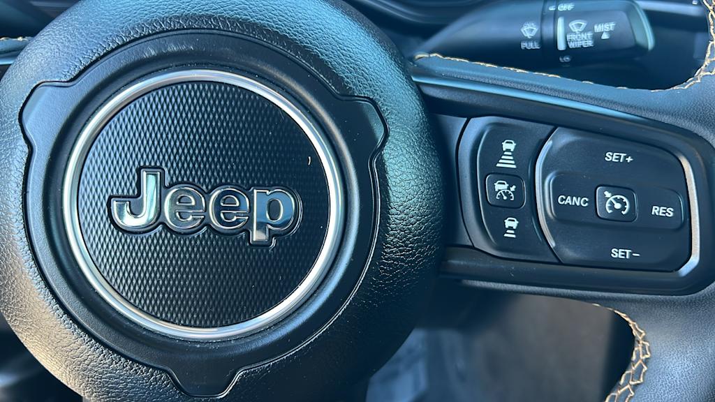 Thumbnail: 2024 Jeep Gladiator - 26