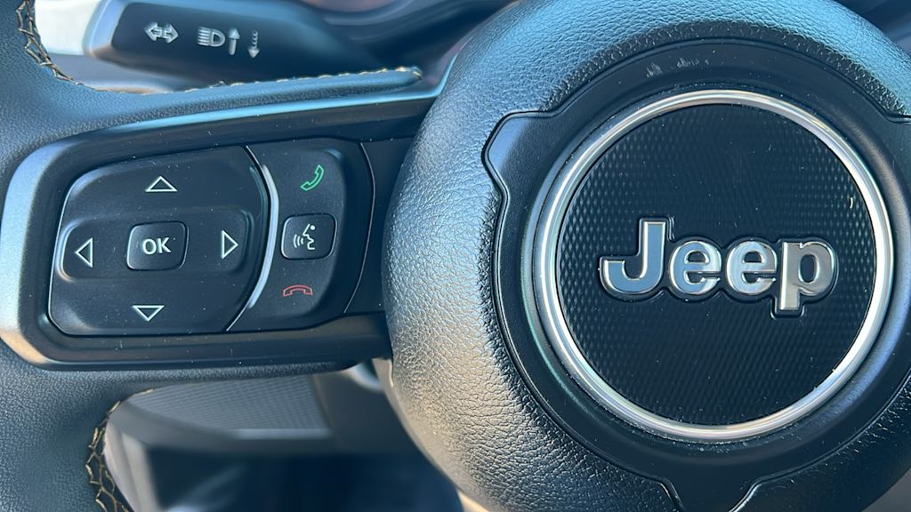 Thumbnail: 2024 Jeep Gladiator - 25