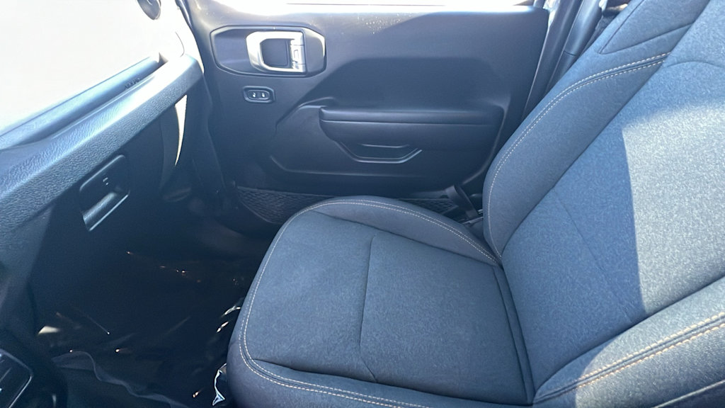 Thumbnail: 2024 Jeep Gladiator - 11