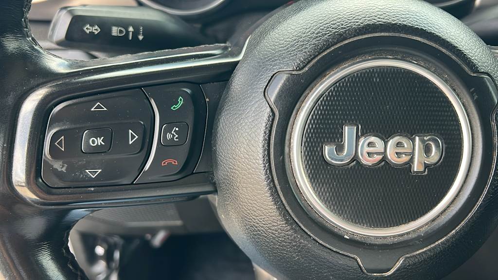 Thumbnail: 2020 Jeep Gladiator - 26
