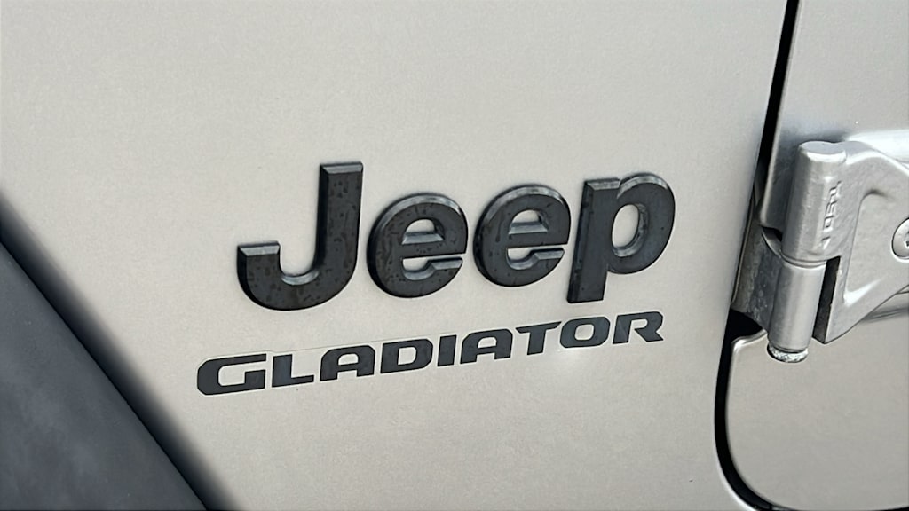 Thumbnail: 2020 Jeep Gladiator - 7