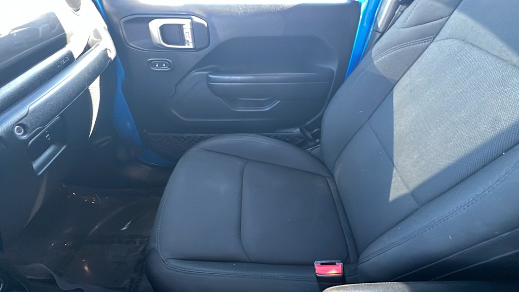 Thumbnail: 2022 Jeep Gladiator - 10