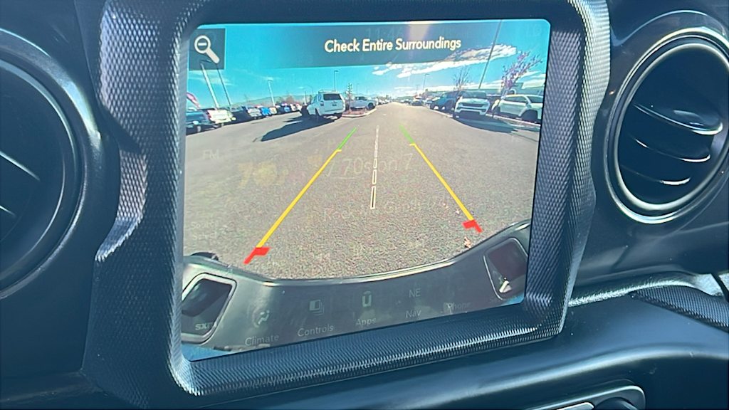 Thumbnail: 2022 Jeep Gladiator - 22