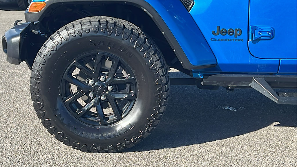 Thumbnail: 2022 Jeep Gladiator - 7