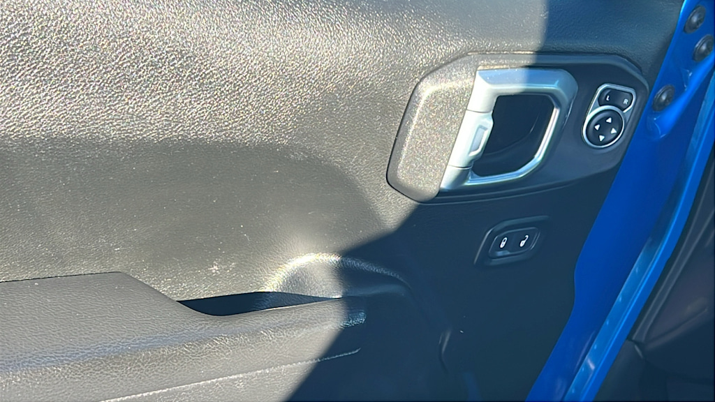 Thumbnail: 2022 Jeep Gladiator - 26