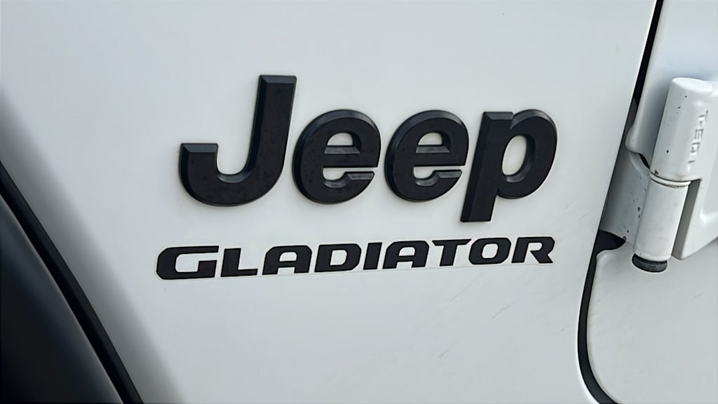 Thumbnail: 2021 Jeep Gladiator - 7