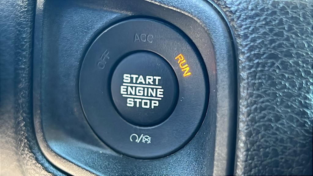 Thumbnail: 2024 Jeep Gladiator - 24