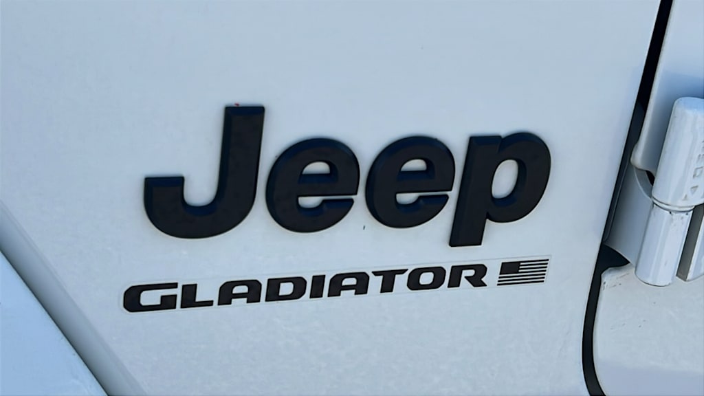 Thumbnail: 2024 Jeep Gladiator - 7