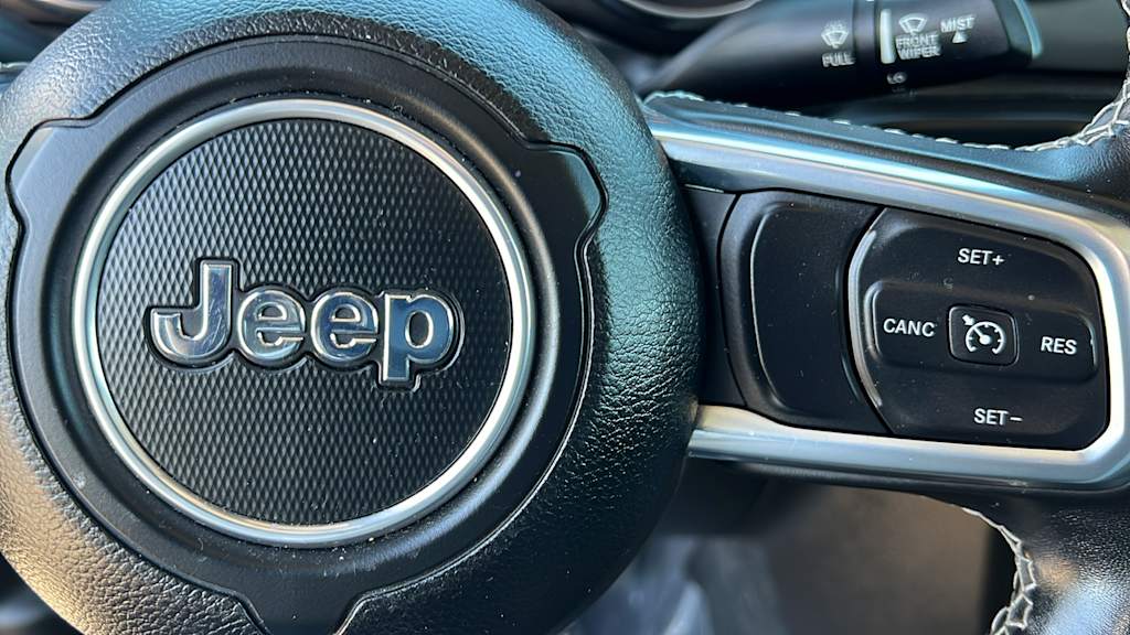 Thumbnail: 2022 Jeep Gladiator - 25