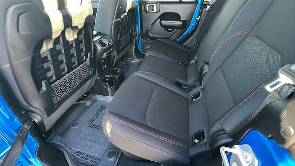 Thumbnail: 2021 Jeep Gladiator - 12