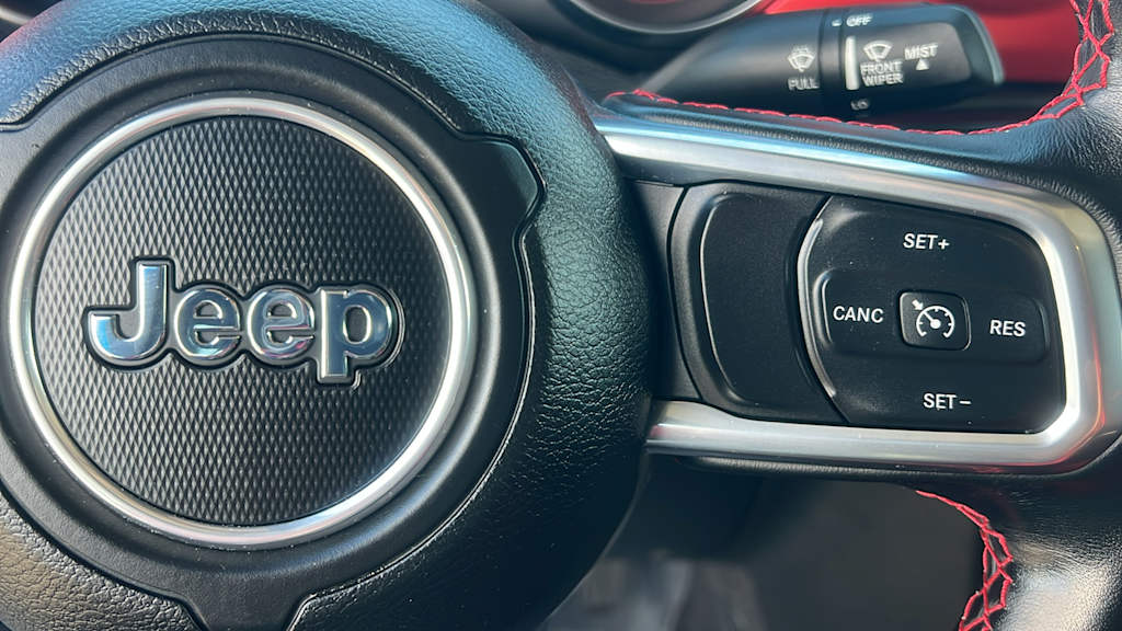 Thumbnail: 2021 Jeep Gladiator - 26