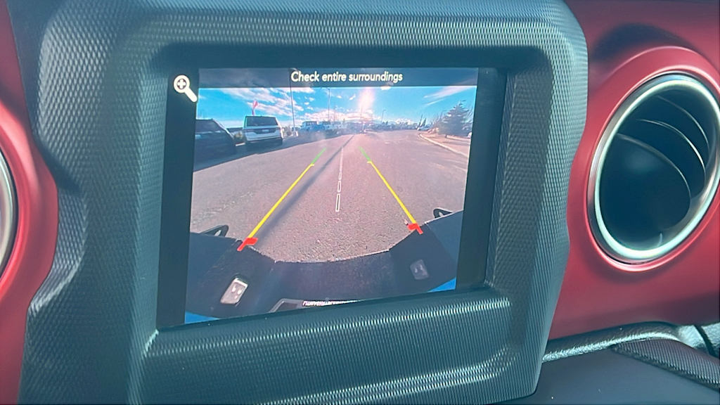 Thumbnail: 2021 Jeep Gladiator - 14