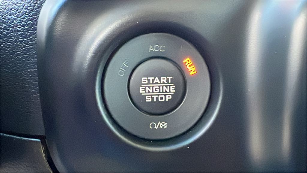 Thumbnail: 2021 Jeep Gladiator - 24