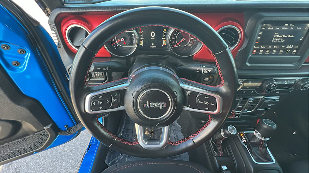 Thumbnail: 2021 Jeep Gladiator - 9