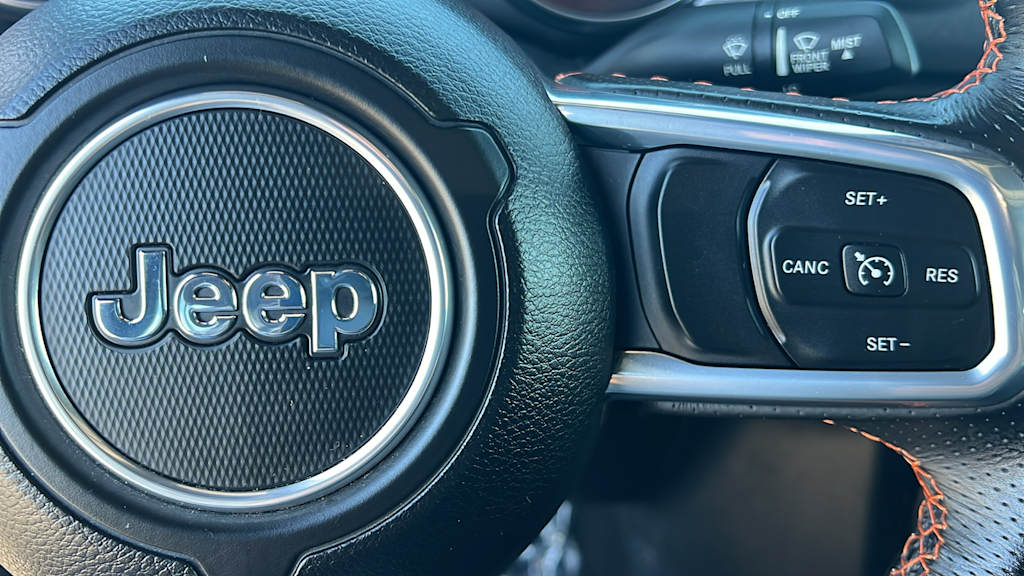 Thumbnail: 2021 Jeep Gladiator - 25