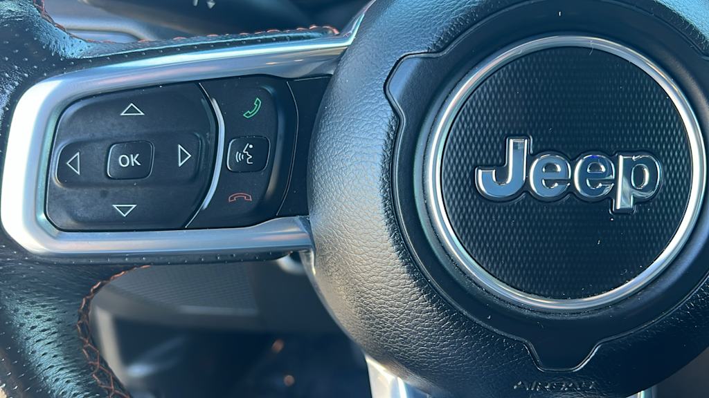 Thumbnail: 2021 Jeep Gladiator - 24