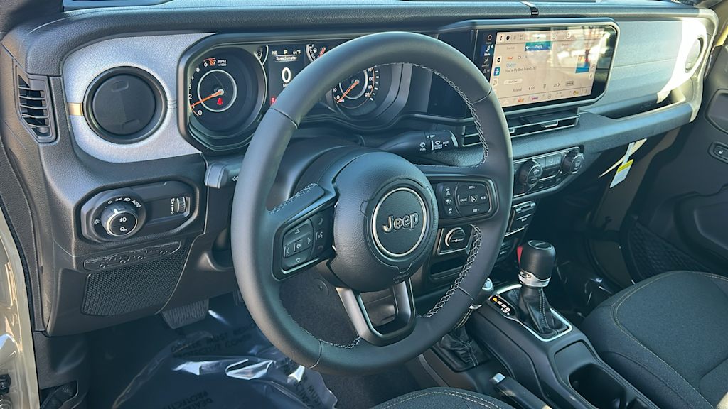 Thumbnail: 2026 Jeep Gladiator - 2