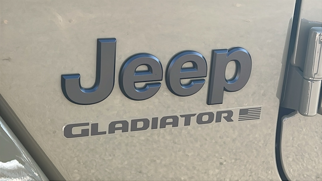 Thumbnail: 2026 Jeep Gladiator - 7