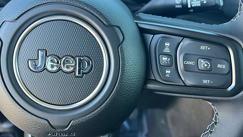 Thumbnail: 2026 Jeep Gladiator - 26