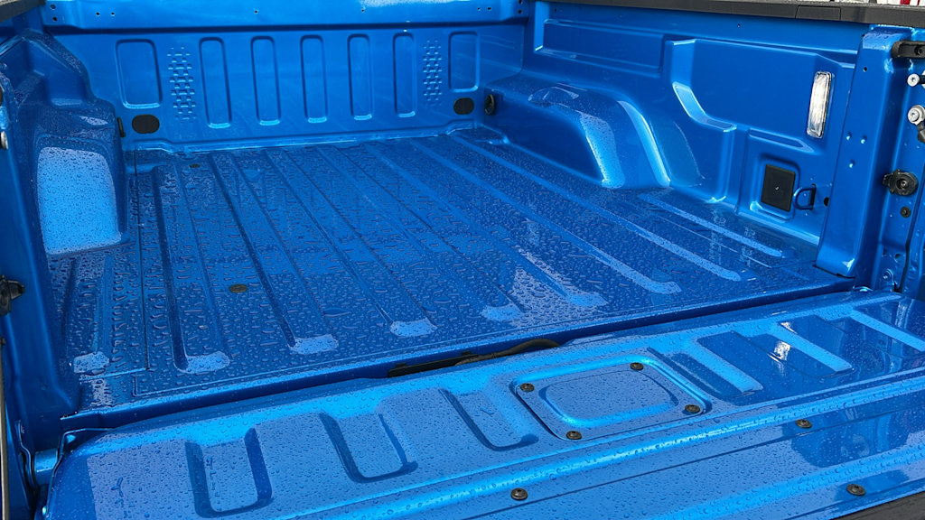 Thumbnail: 2025 Jeep Gladiator - 17