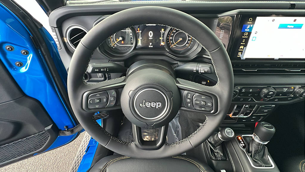 Thumbnail: 2025 Jeep Gladiator - 9