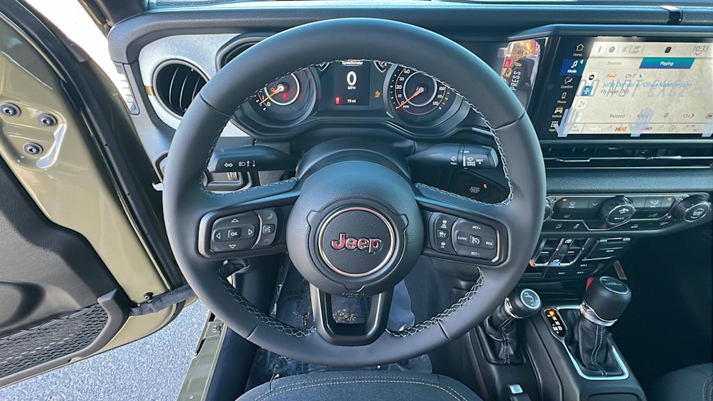 Thumbnail: 2026 Jeep Gladiator - 9