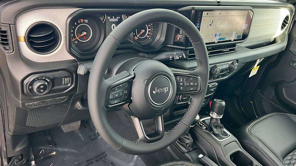 Thumbnail: 2026 Jeep Gladiator - 2