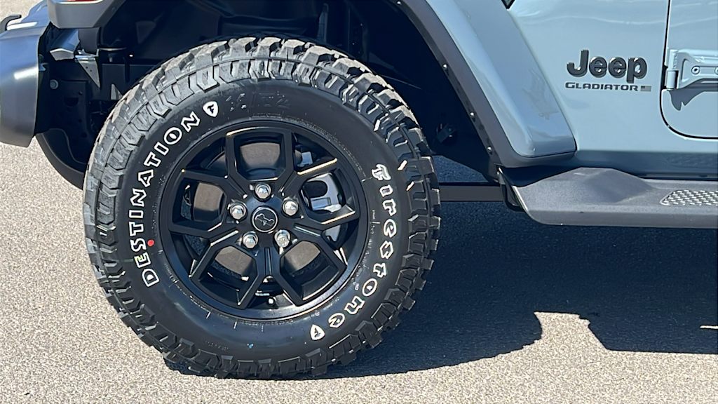 Thumbnail: 2025 Jeep Gladiator - 8