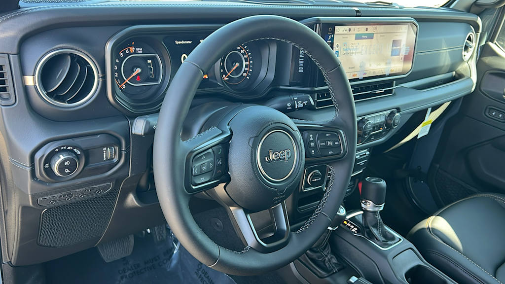 Thumbnail: 2025 Jeep Gladiator - 2