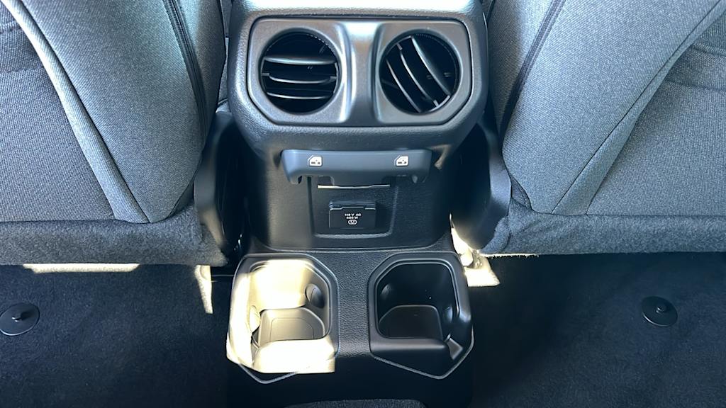 Thumbnail: 2025 Jeep Gladiator - 28