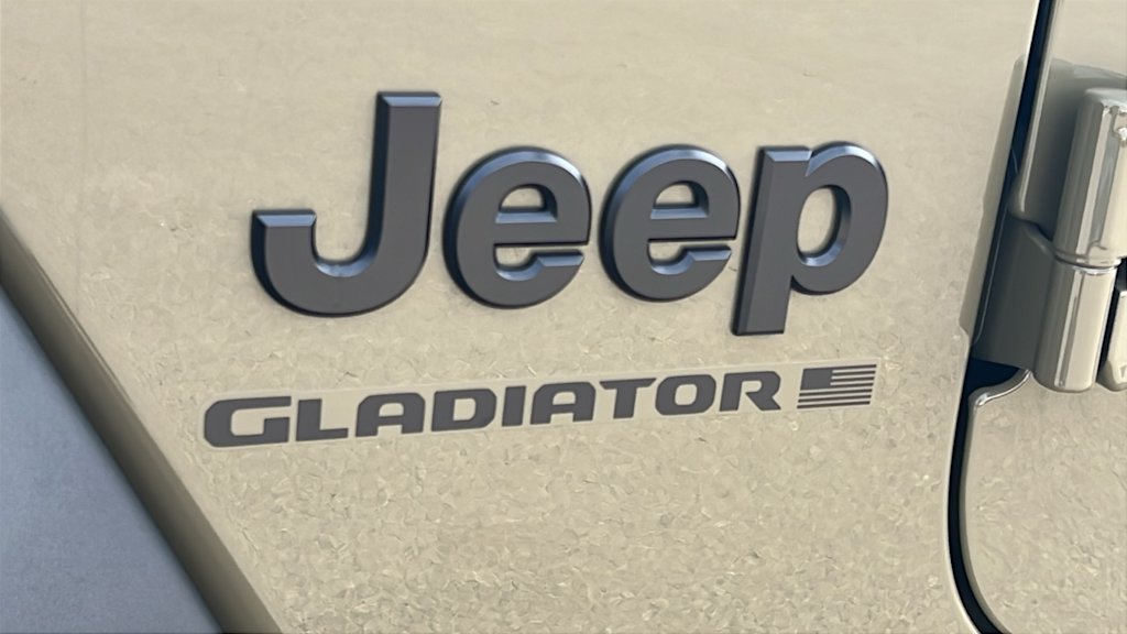 Thumbnail: 2026 Jeep Gladiator - 7